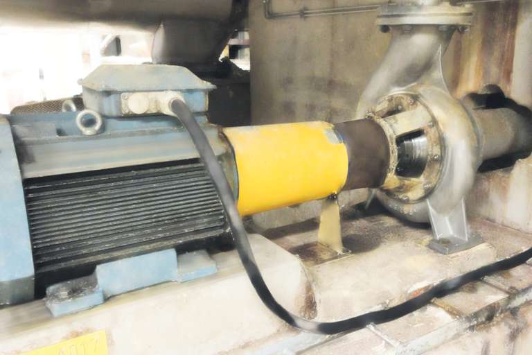 Elastomer bellows seals in several pumps